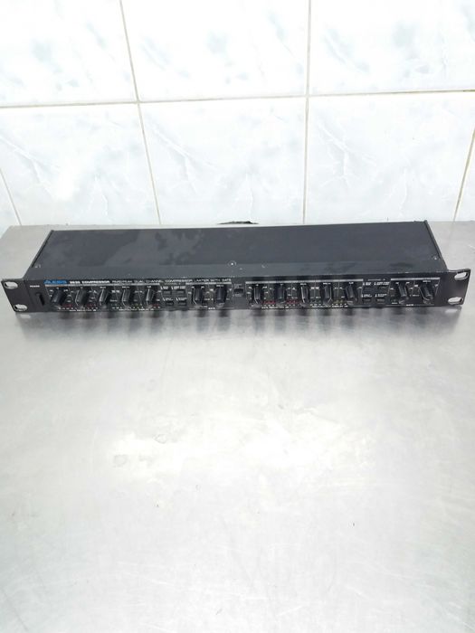 Компрессор Alesis 3630
