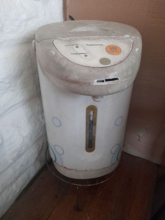 Продам Термопот 3л