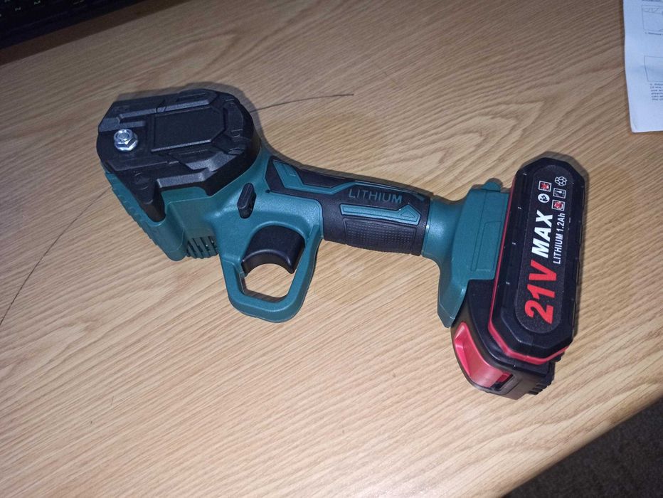 Motoserra motosserra NOVA | Lâmina Longa 6' | DUAS BATERIAS