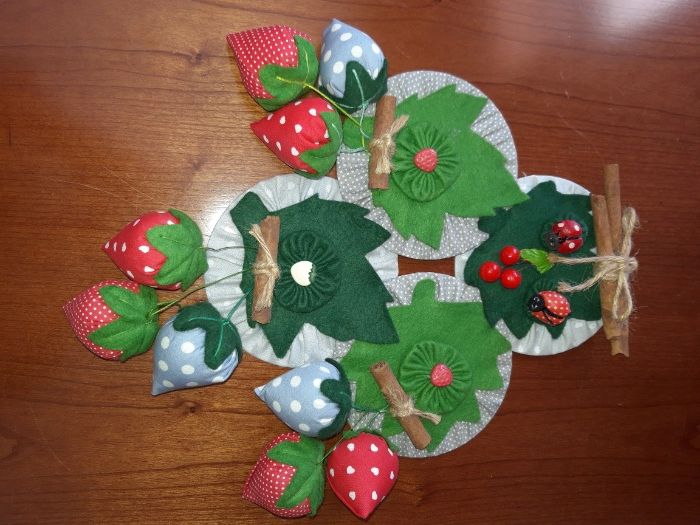 Grinaldas de porta decorativas