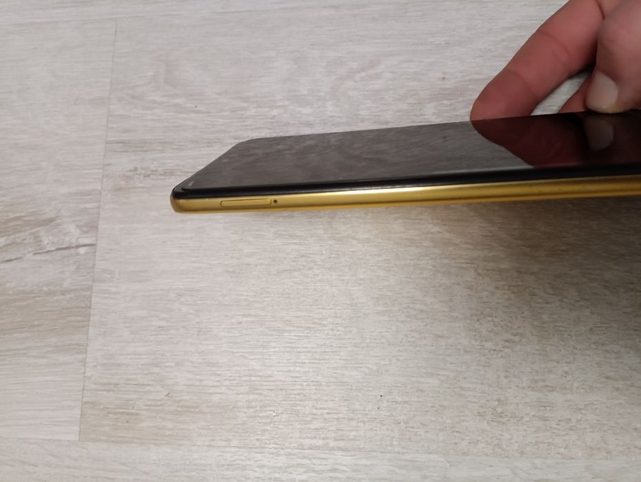 Телефон Poco m4pro 5g