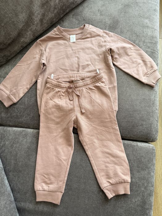 Костюм h&m дитячий розмір 86 новий