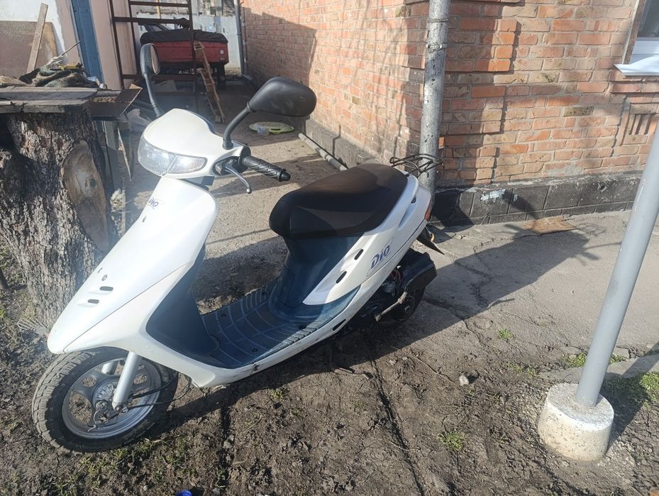 продам скутер на ходу ,Хонда діо 27 з документами на реістрації