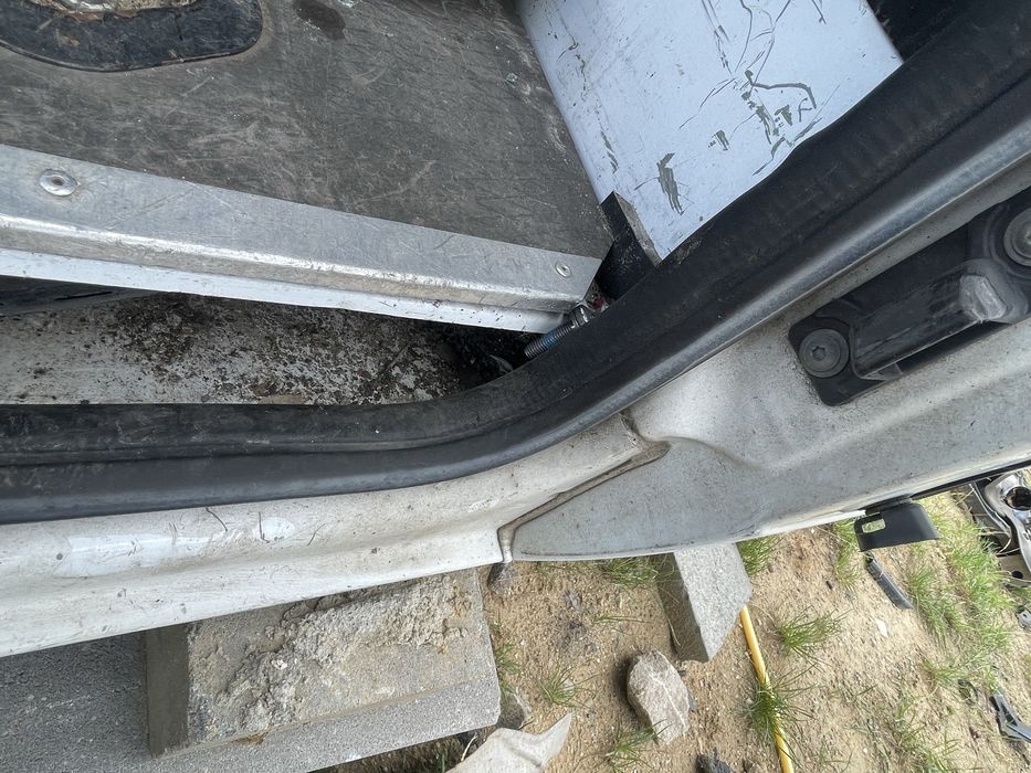 Uszczelka drzwi suwanych master 3 movano nv400 stan bdb bez przetarc