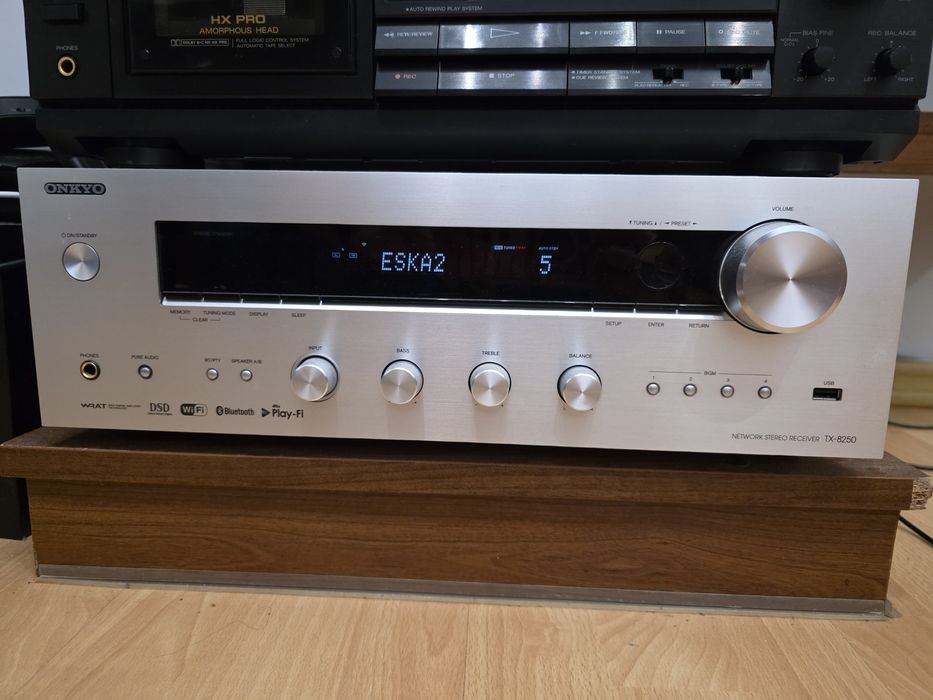Onkyo TX-8250 amplituner sieciowy stereo Wi-fi Tidal Spotify Airplay