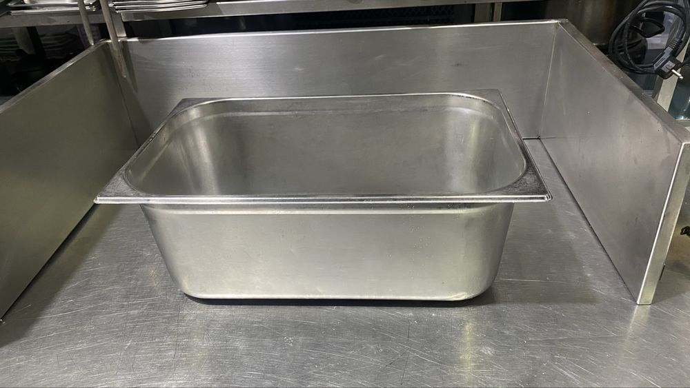 Tabuleiro/ recipiente GN 1/1, 200mm inox