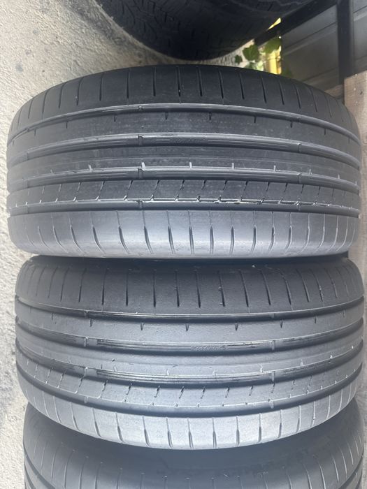 Шини 245/45 R 18 Dunlop SportMaxx rt2