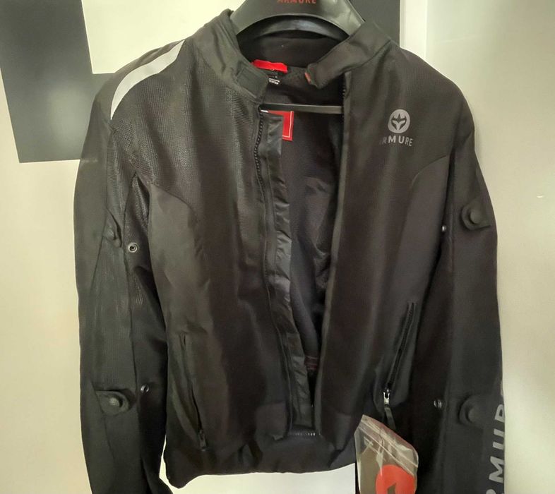 Casaco Mota Juno Black Novo