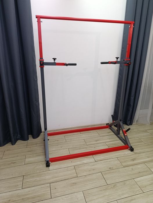 Sprzedam drążek do podciągania plus stelaż