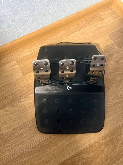 Продам logitech g923