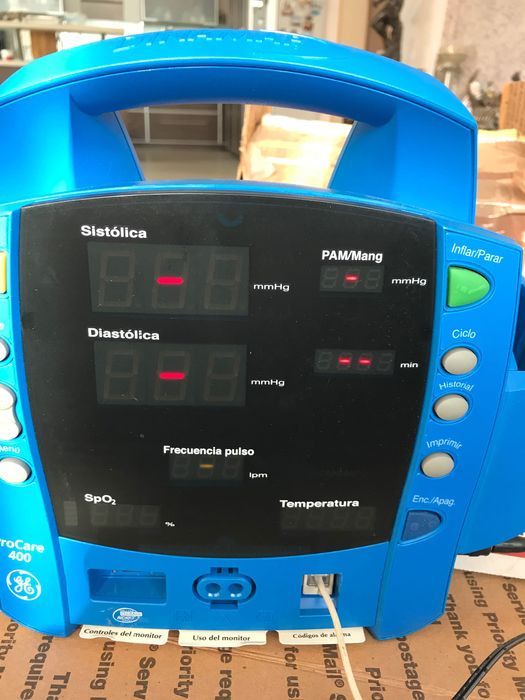 GE  Dinamap ProCare DPC400N-SP Медицинский Монитор пациента