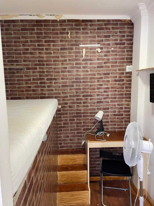 Quarto Individual em Sobreda/Corroios - Margem Sul