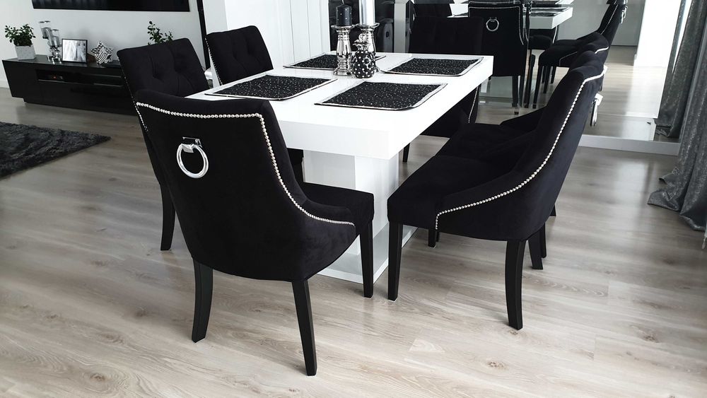 Krzesło nowoczesne pikowane chesterfield tapicerowane z kołatką