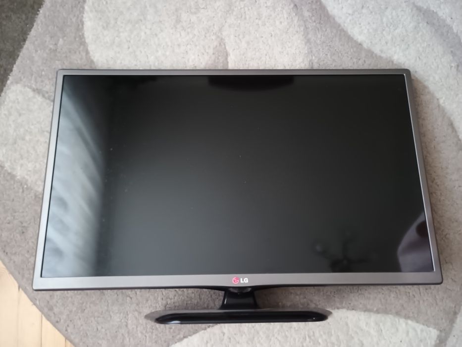 Телевізор LG 28 дюймів.  Smart