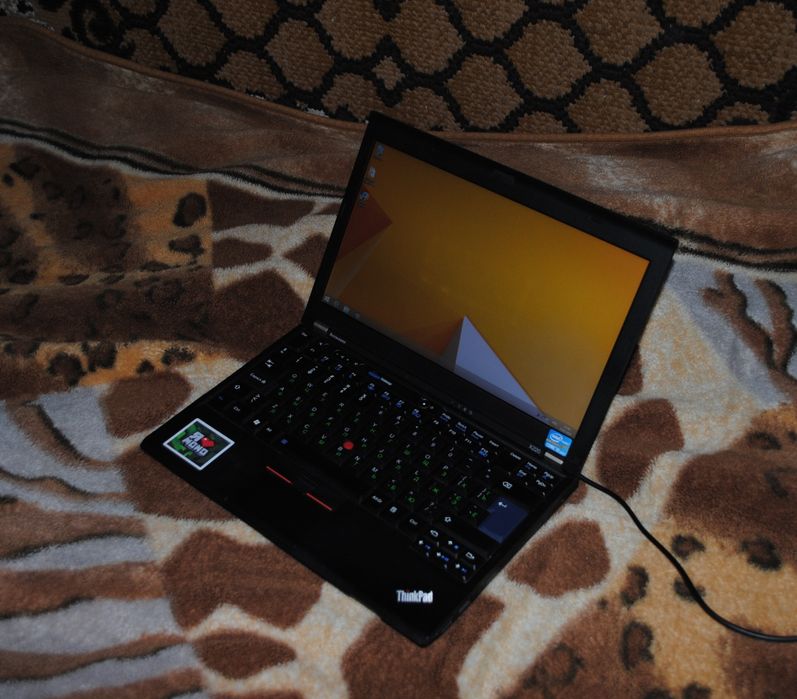 Ноутбук Lenovo think pad x220