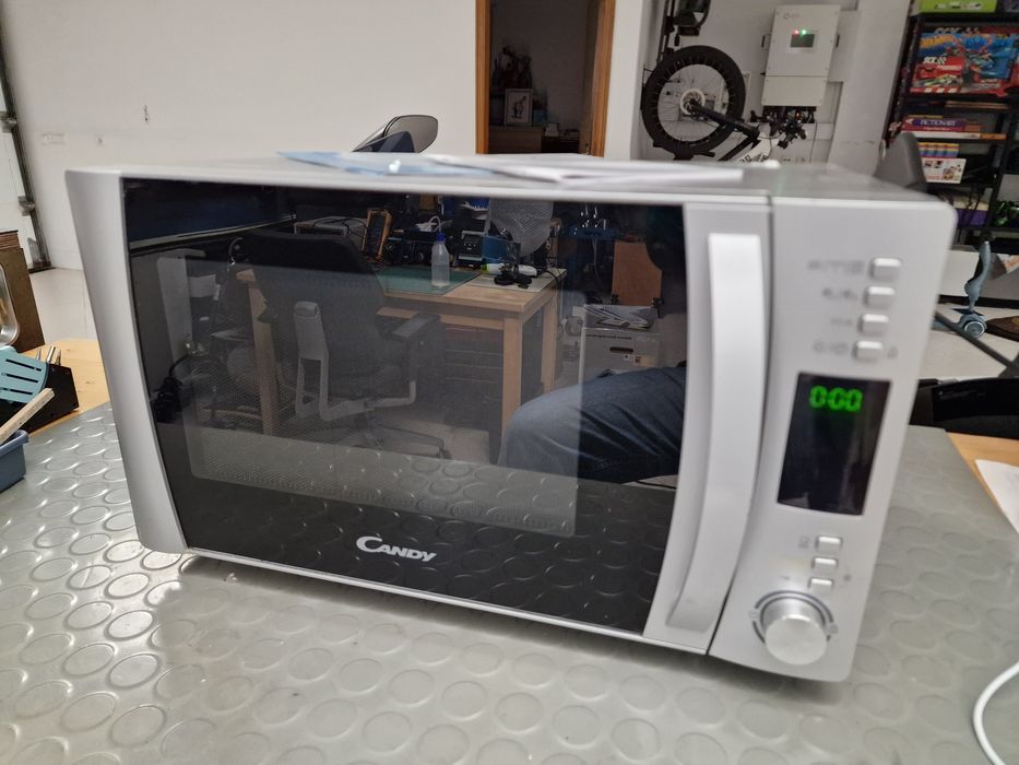 Microondas Candy 25l