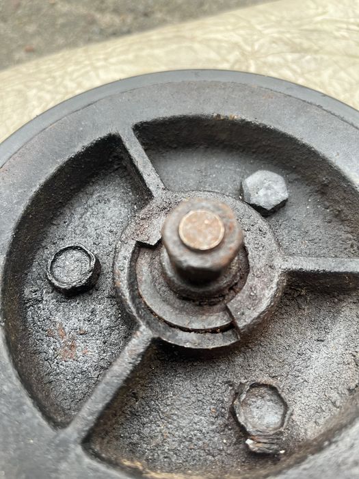 Колесо с литой резиной 15.5см/5.5см на тележку тачку усиленное мощное