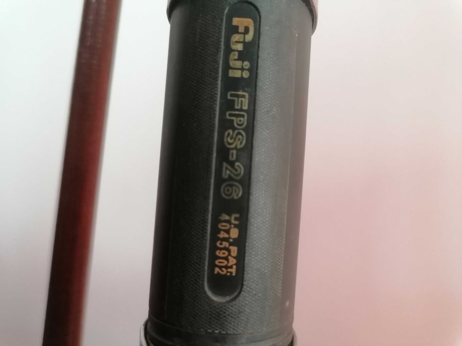 Cana de pesca marca FUJI