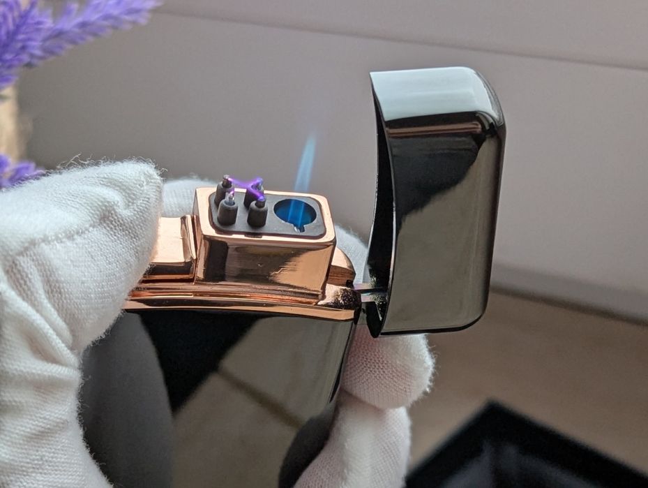 Запальничка з гравіюванням. Турбо зажигалка