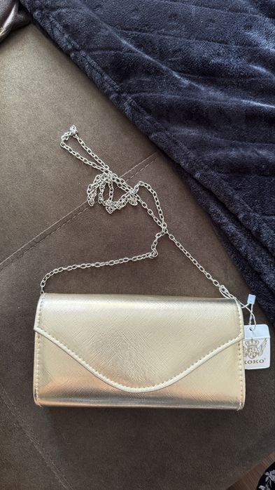 Torebka złota kopertówka