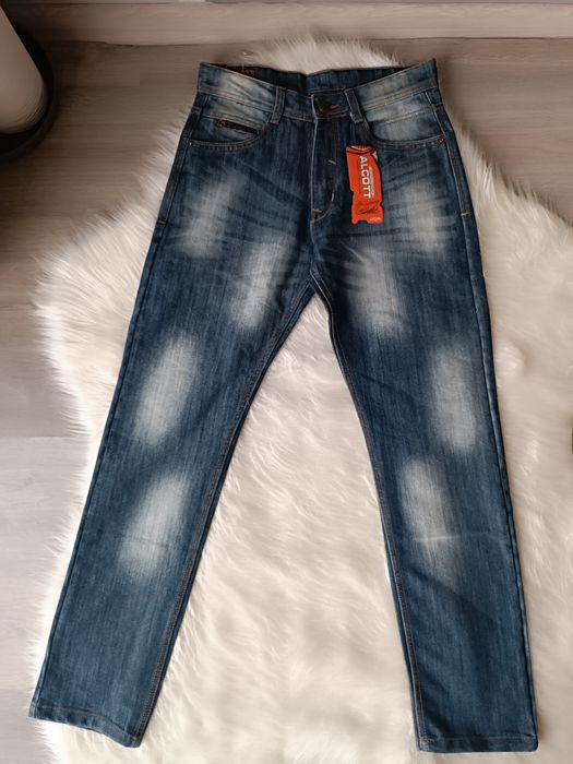 Джинси Alcott,Італія.