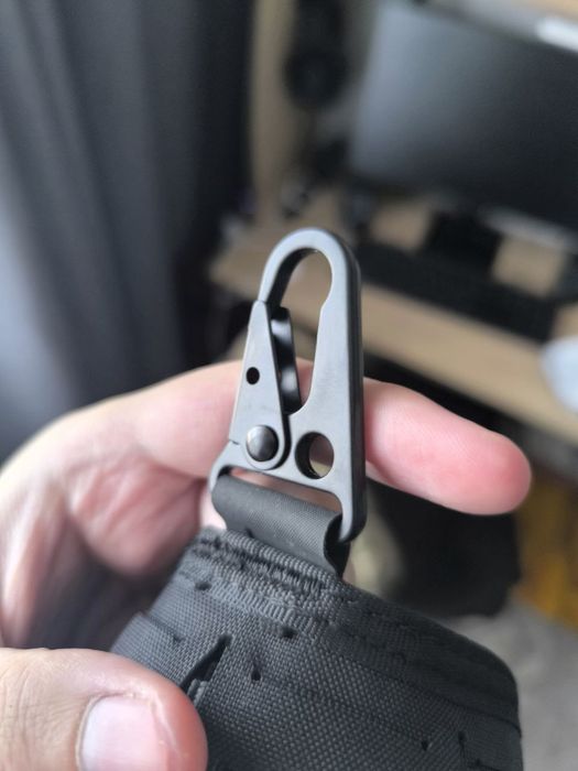 Пояс бойовий з карабінами