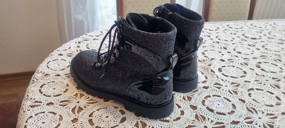 Buty dla dziewczynki 35