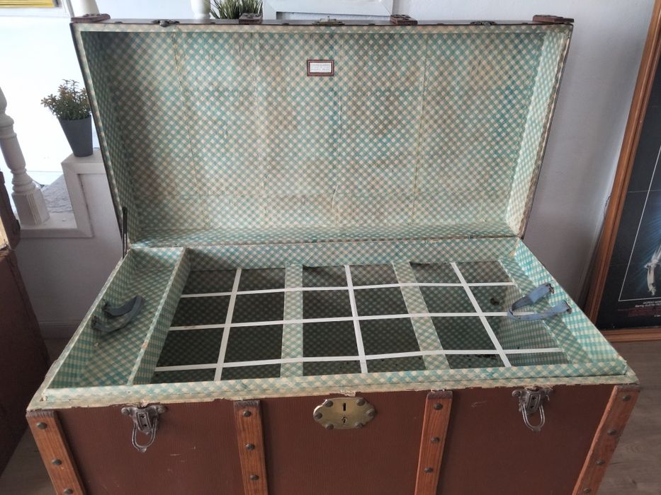 Baú de Porão - séc XX anos 20/30