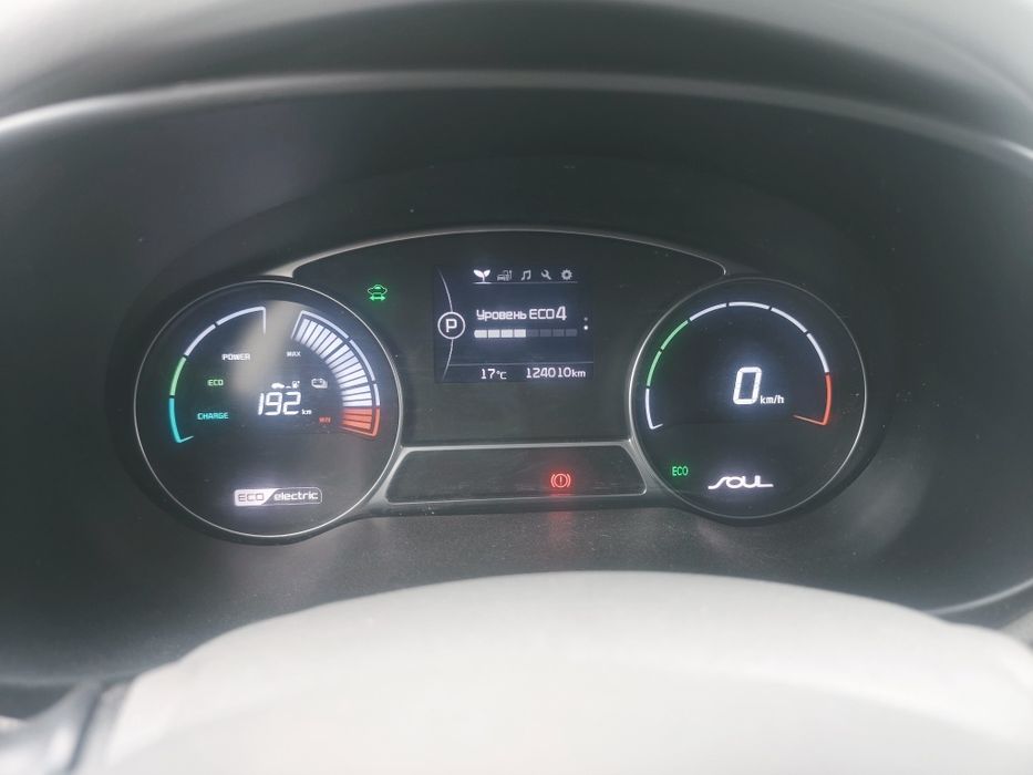 Kia Soul нова батарея 30  кіловати замінена в Норвегії по гарантії