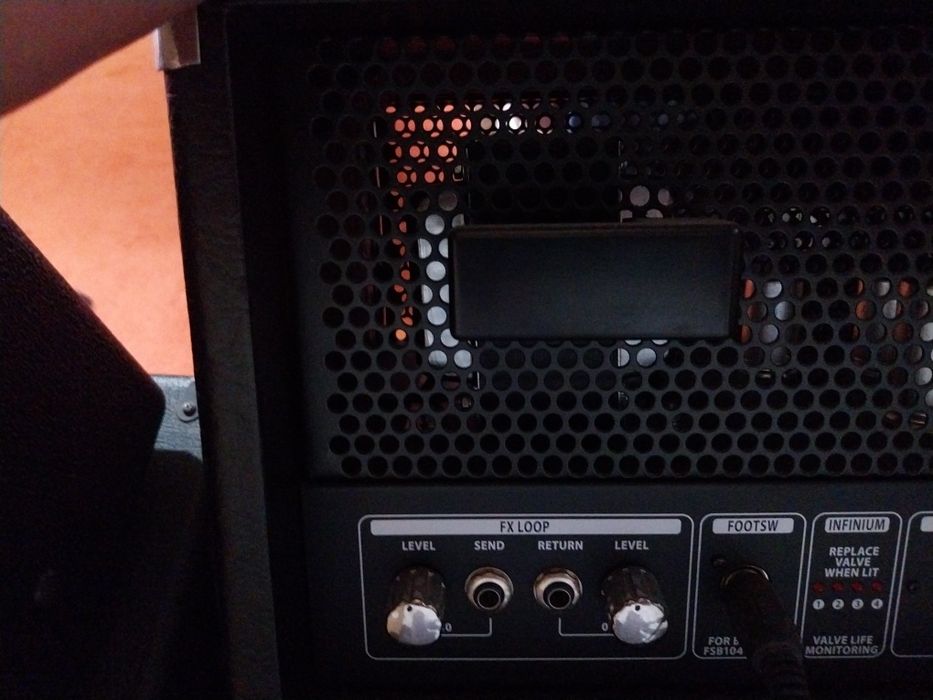 Amplificador de guitarraBugera 333