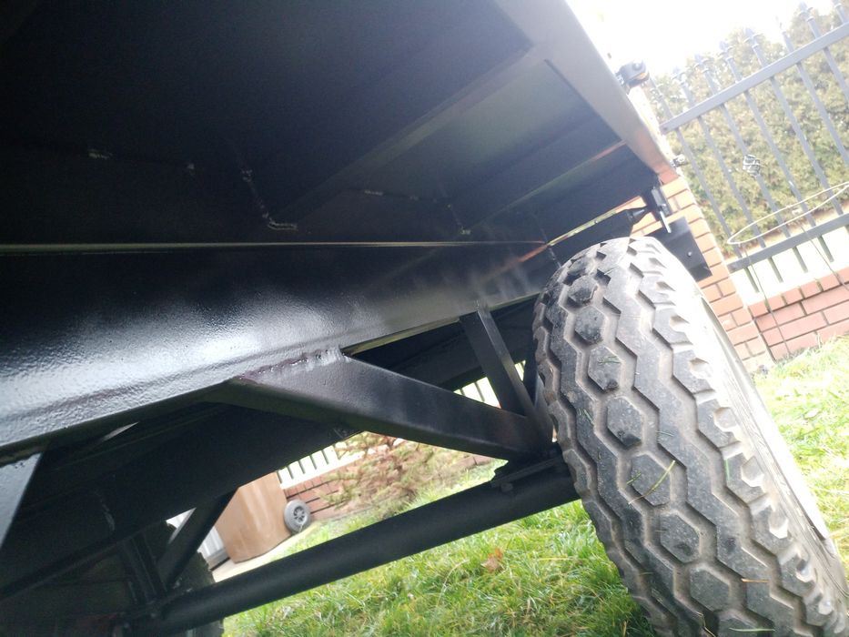 Przyczepa wywrotka 3 strony