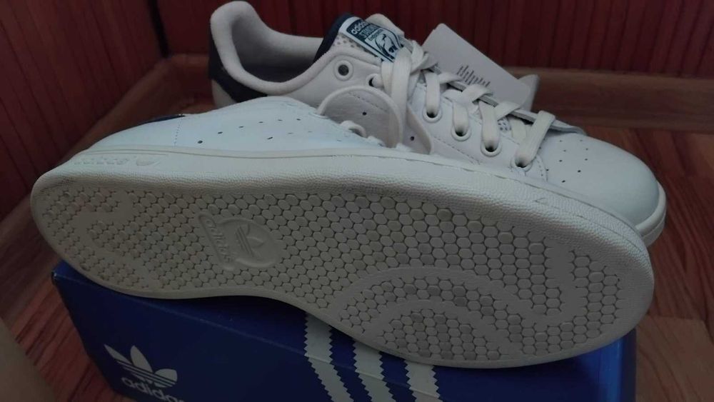 кросівки Adidas Originals Stan Smith Leather M20324 p40-25см оригінал