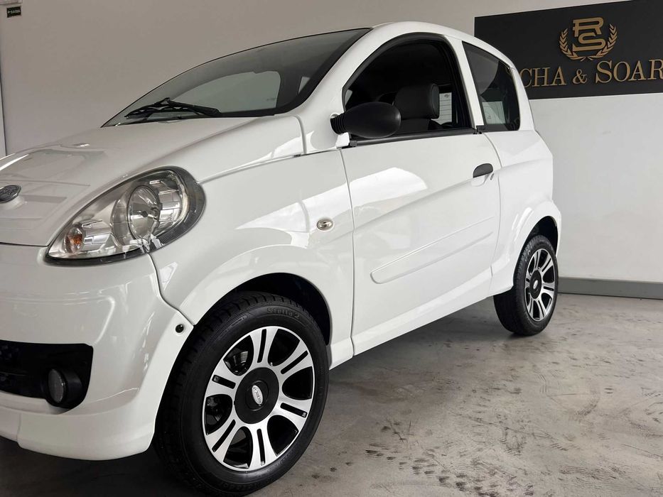 MICROCAR MGO BRANCO peças e acessórios