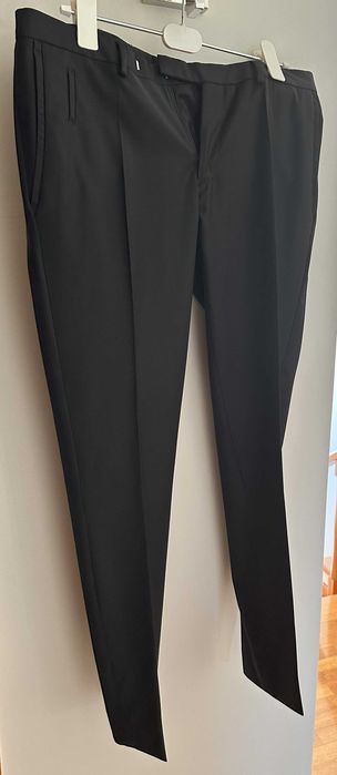 Vendo fato + camisa (praticamente novos)