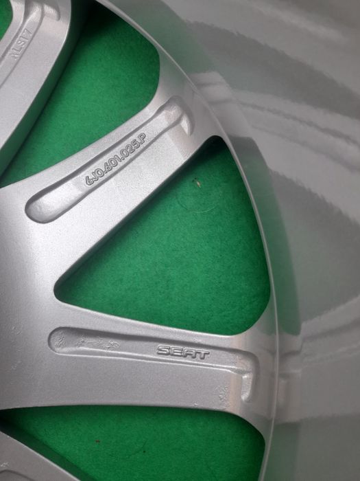 Jantes Seat VW Audi  17 5x100 Ibiza Polo A2 Skoda Fabia Bora