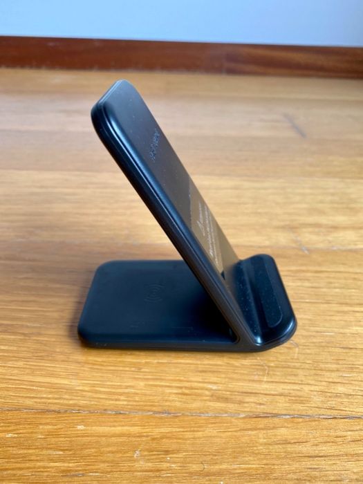 Wireless Charger / Carregador sem fios MESA - 15W NOVO