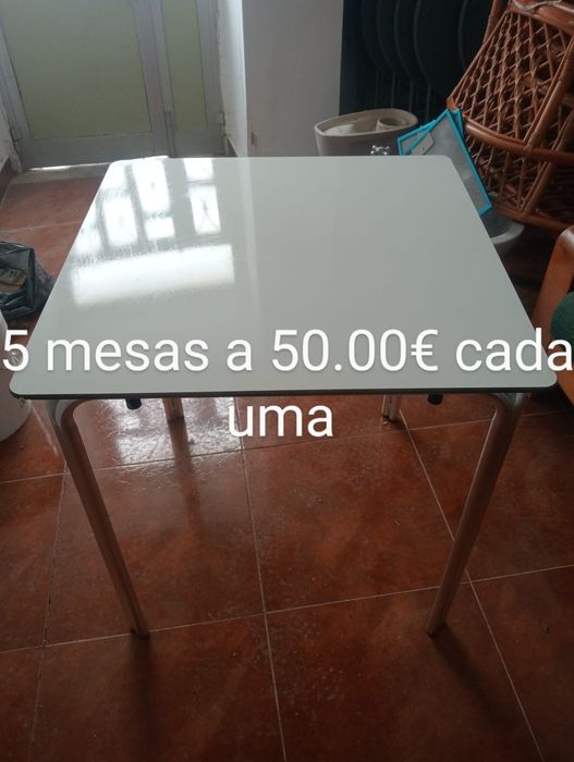 Used square table64584558965762121