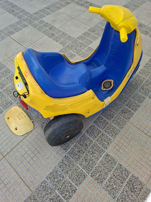 Triciclo Elétrico Infantil