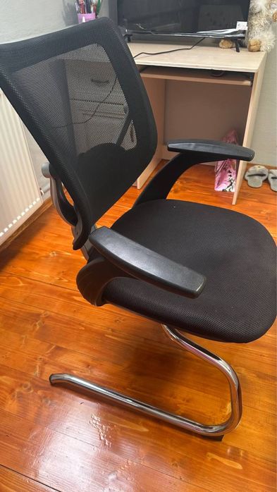 Продається крісло