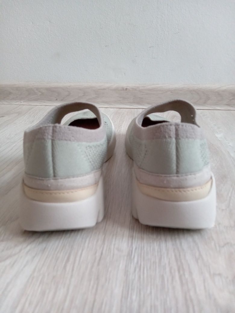 disco compilar Al borde Buty Clarks Tri Blossom r.38 Krosno • OLX.pl