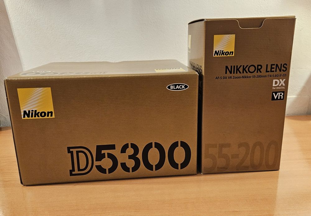 Nikon D5300 com lente 55-200VR