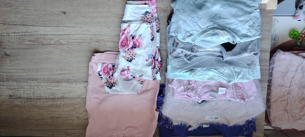 Ubranka dziewczynka 92