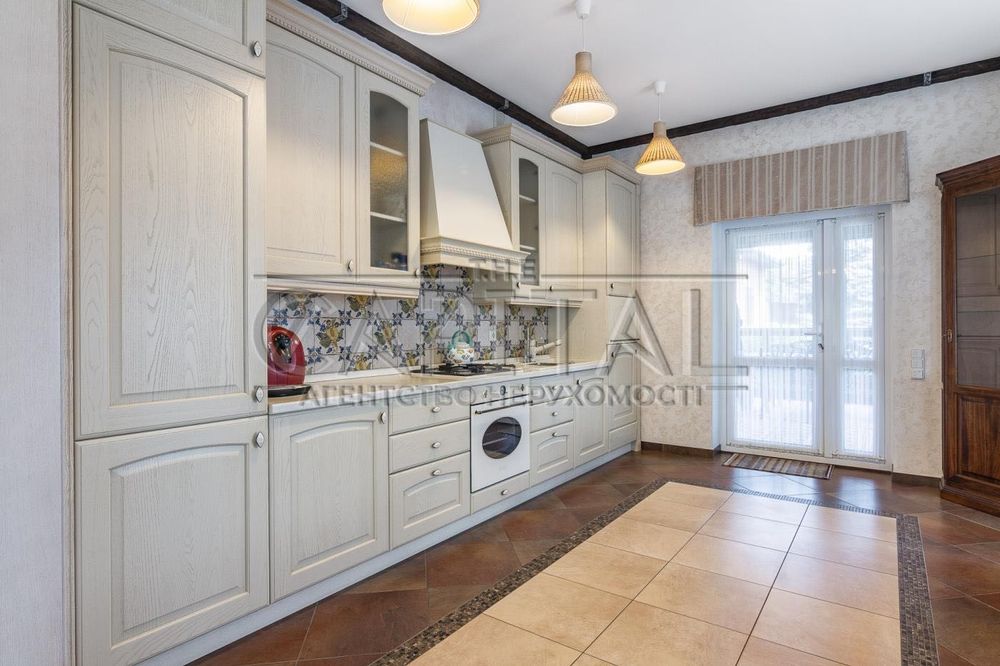 Продаж автономного будинку МАРХАЛІВКА газ гараж басейн