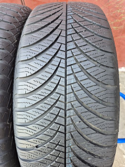 215/60/17 R17 Goodyear Vector4Season 4 шт ціна за 1 шт шини