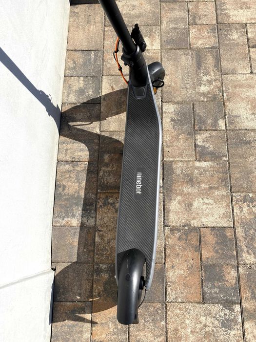 Електросамокат Ninebot Segway E2 plus