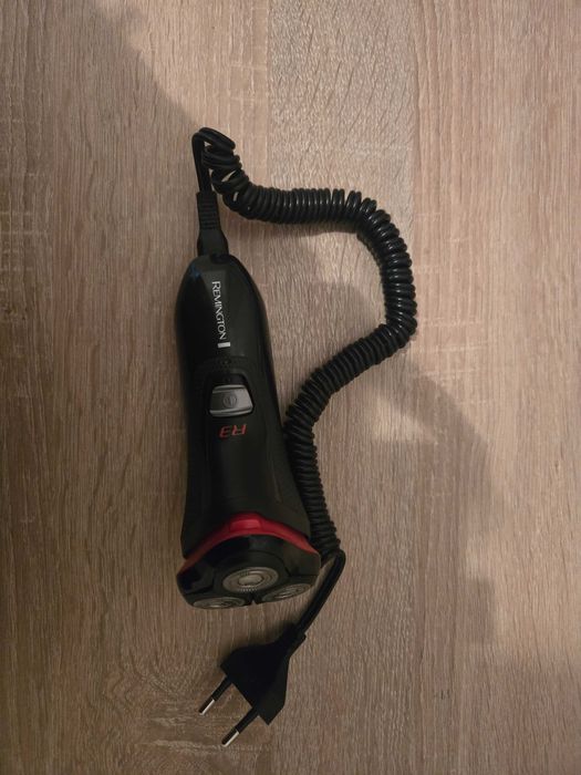 Maszynka do golenia REMINGTON przewodowa