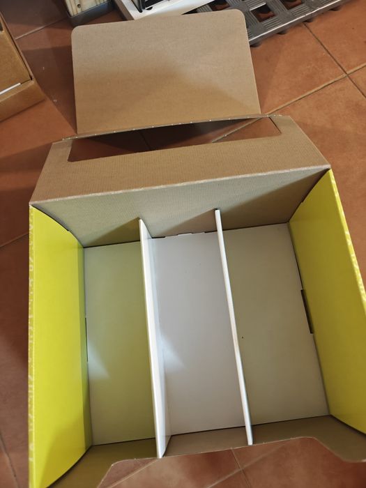 Caixa Display Original LEGO Minifigures Série 19 (71025) - Vazia c/ Divisórias