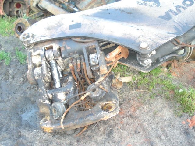 jcb 3cx ramie tylne