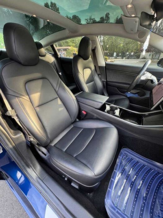 Tesla Model 3 Long Range      2018