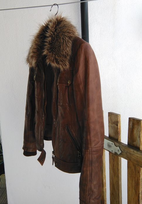 Casaco em pele genuina
